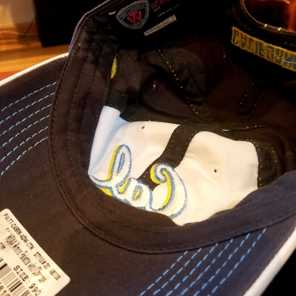 🆕️ Cal Berkeley Women's Cut cap hat - Picture 4 of 4